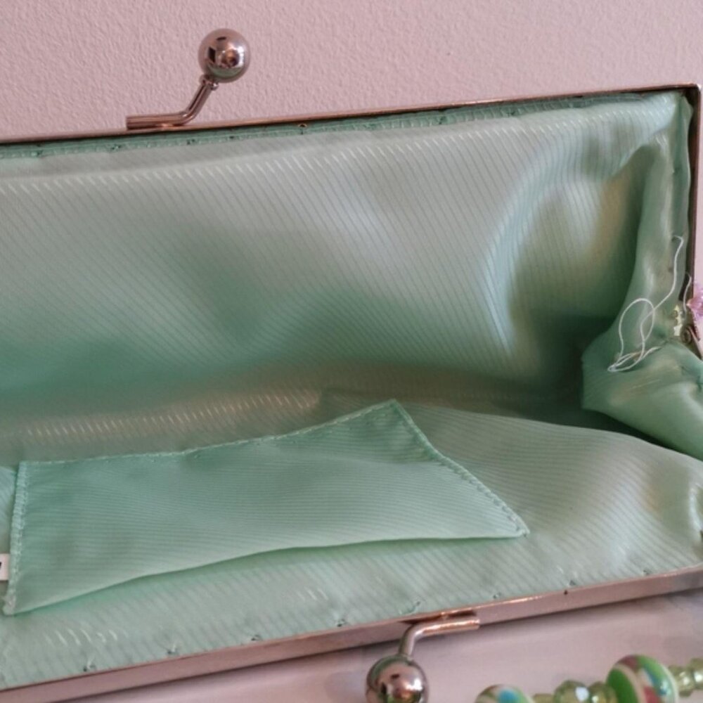 NWT Evening purse clutch bag satin beaded Green Purple Pastels - Picture 3 of 7